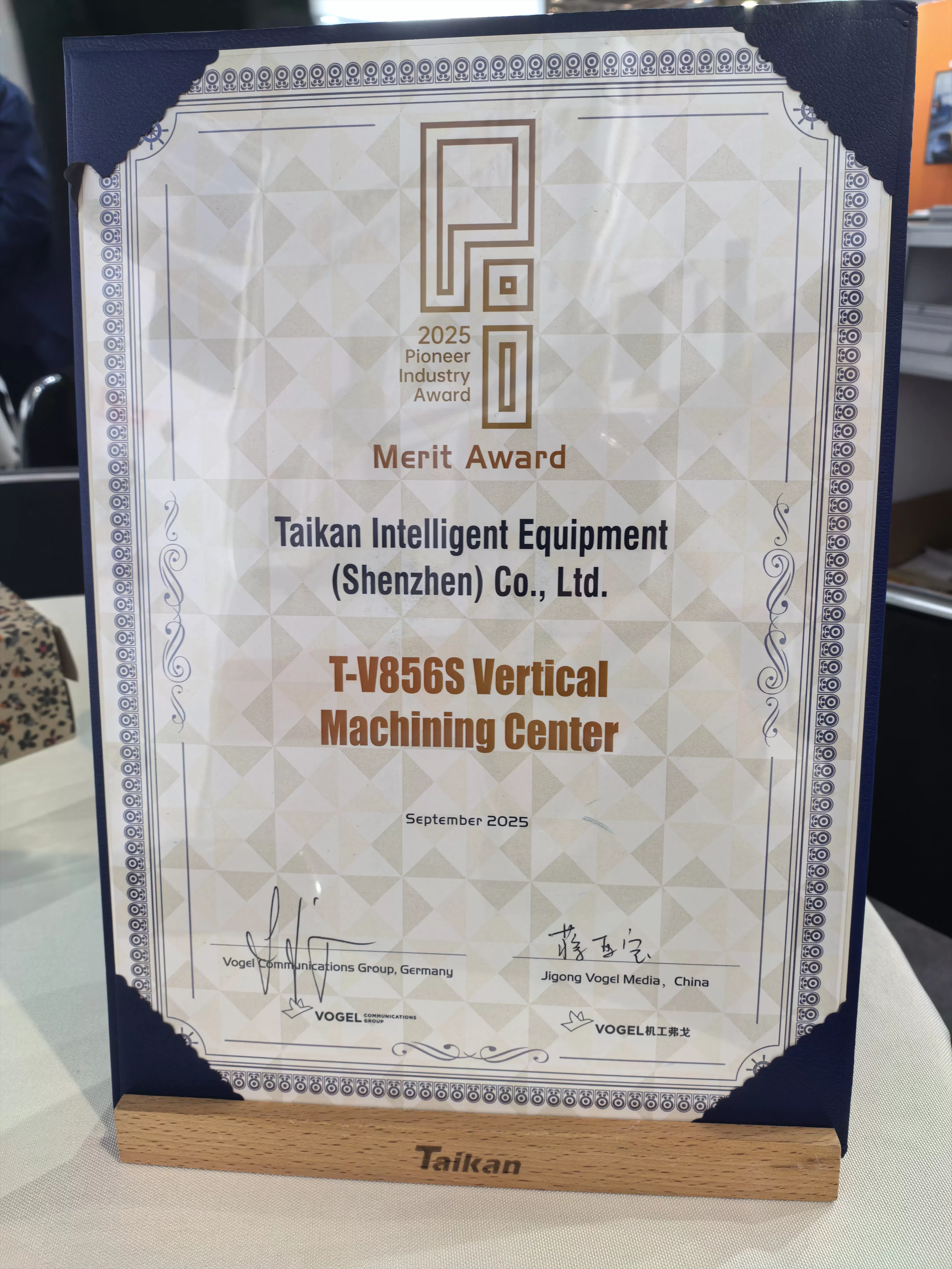 Taikan T-V856S VMC recebe o Vogel Global Pioneer Award