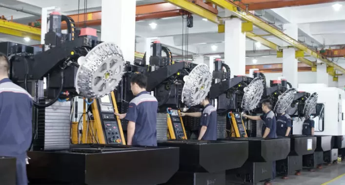 Problemas e Soluções em Máquinas CNC Problemas e Soluções em Máquinas CNC
