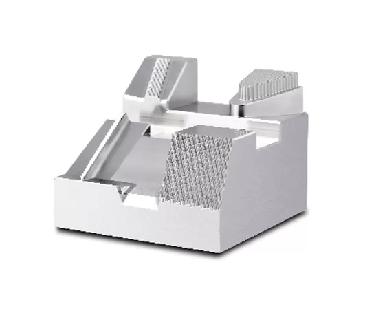 Máquina CNC de 5 eixos trabalhando
